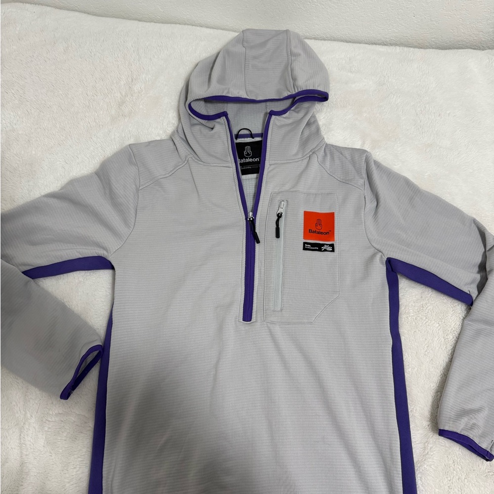 Bataleon Gray Hooded Pullover snowboard/ski
